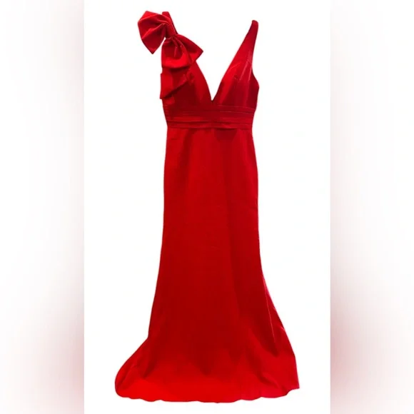Mac Duggal Red V-Neck One-Shoulder Gown with Bow - Picture 2 of 10